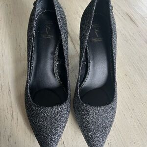 Simply Vera Vera Wang Silver Glitter Heels